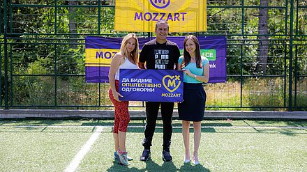 Фудбалска еуфорија во Куманово - со поддршка од Mozzart, обновен уште еден спортски терен  