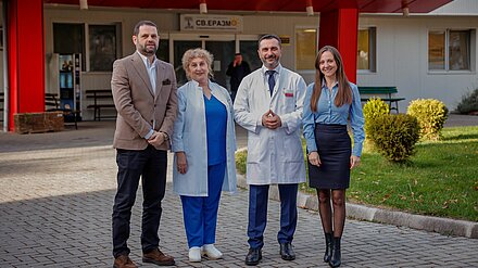 (Видео) Со голема донација во болницата „Свети Еразмо“ во Охрид, Mozzart ја заокружува својата приказна на хуманост за 2025 година (Видео) Со голема донација во болницата „Свети Еразмо“ во Охрид, Mozzart ја заокружува својата приказна на хуманост за 2025 година